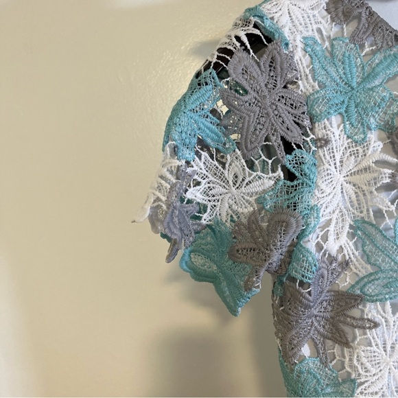 Alfred Dunner Gray and White lace Embellished Blouse - Picture 2 of 5